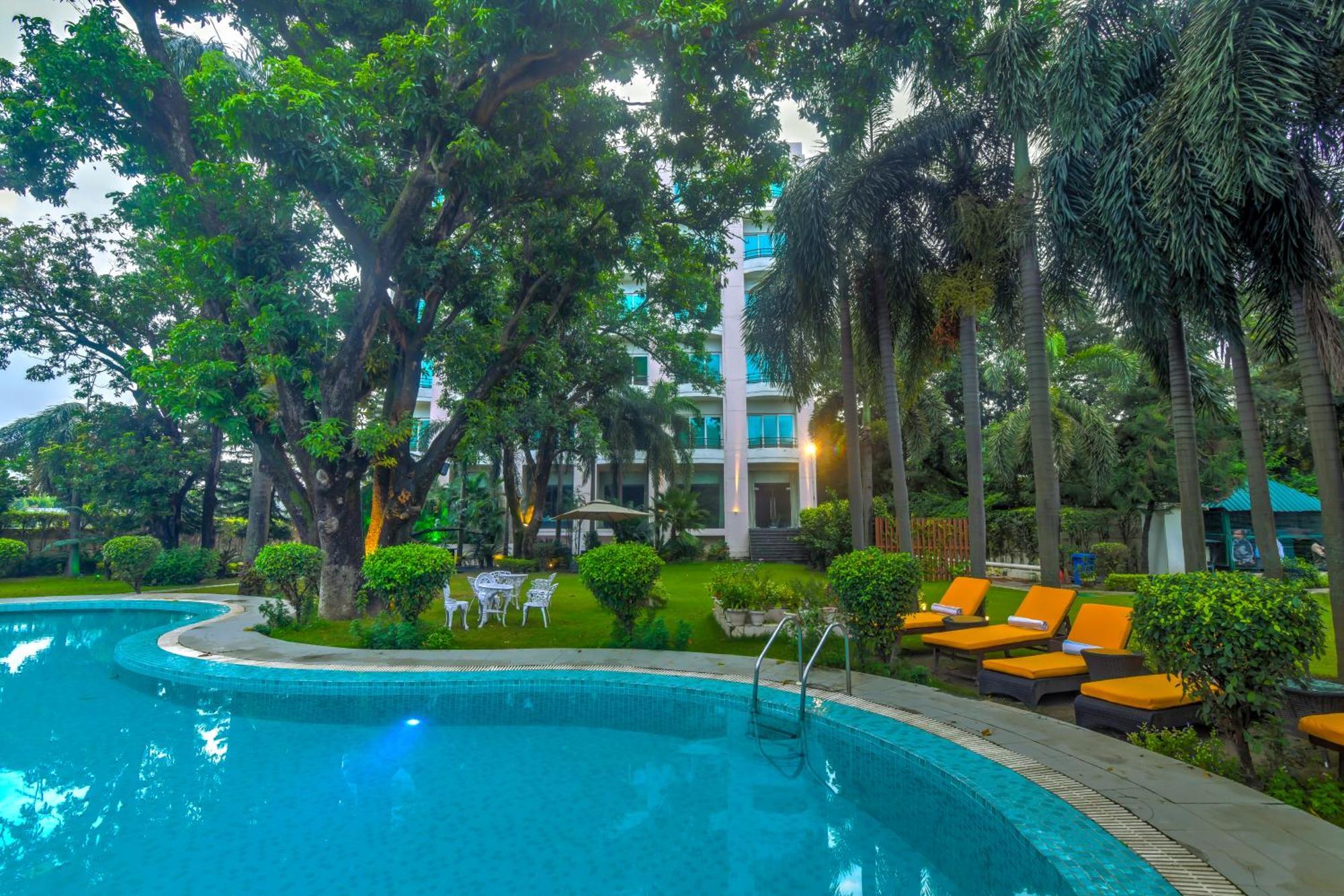 Godwin Haridwar Hotel Eksteriør billede